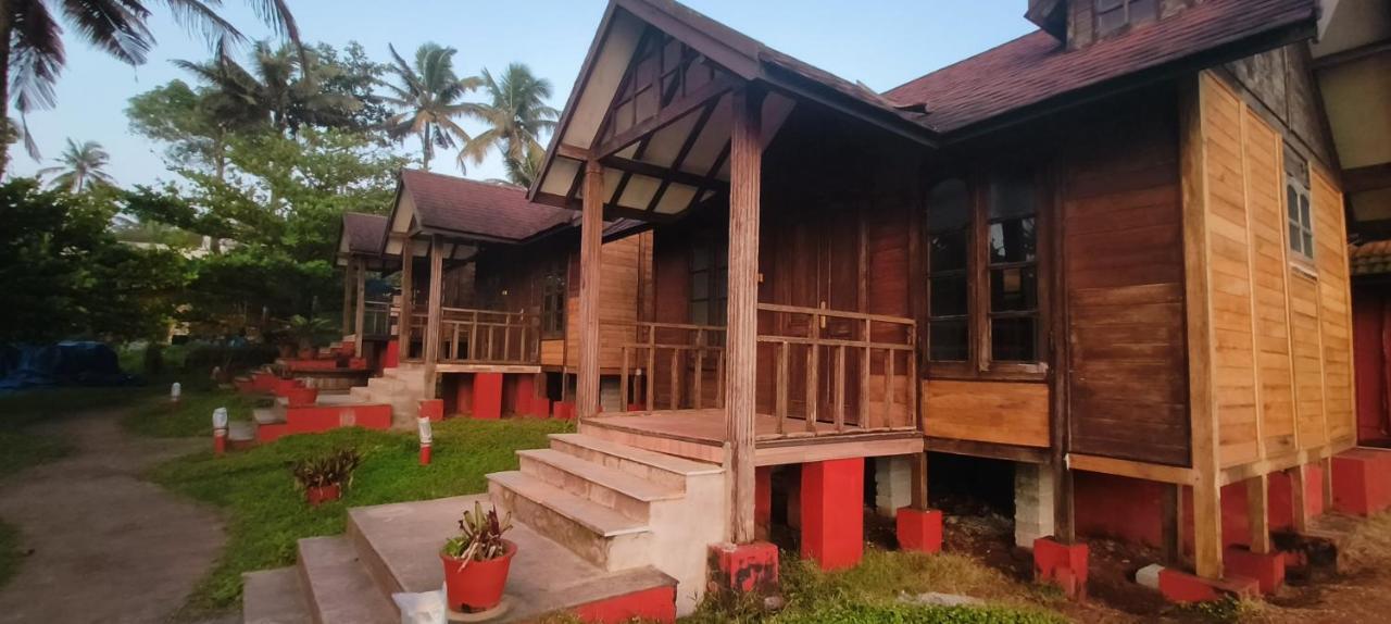 Blue Water Beach Resort วาร์คาลา ภายนอก รูปภาพ